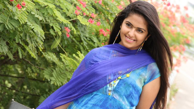 Avika Gor hinh anh