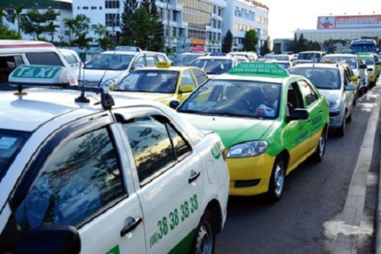 tai xe taxi o sai gon hinh anh 1