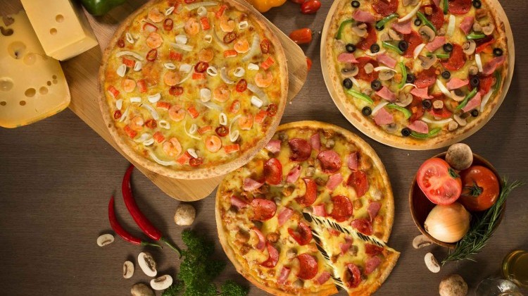 nguoi lam banh pizza ngon nhat hinh anh