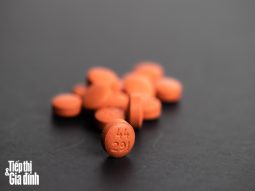 thuốc ibuprofen covid-19