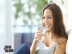 uống đủ nước cơ thể khoẻ mạnh khi về già